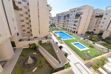 comprar piso barato prado malaga